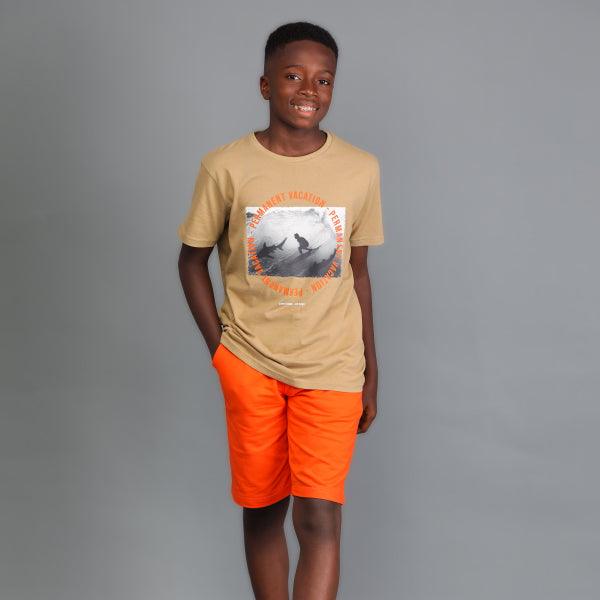 Boys tee’s new in good pack