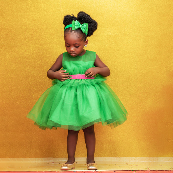 ỌBELU DRESS WITH HAIRBOW